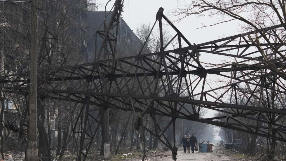 Evacuations from Mariupol continue