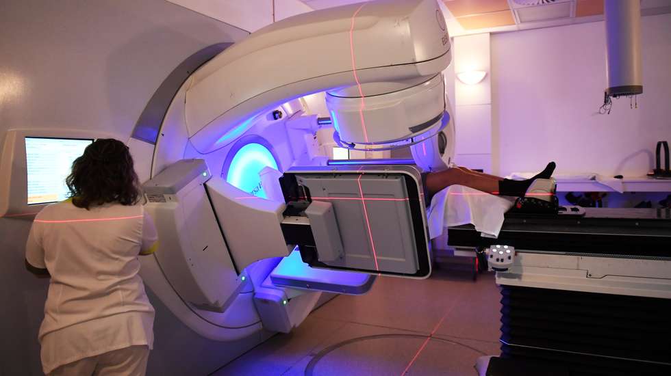 FRANCE-HEALTH-CANCER