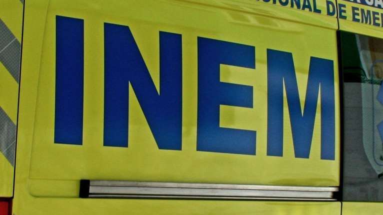 As operações de socorro mobilizaram um total de 21 operacionais dos Bombeiros de São Bartolomeu de Messines, Instituto Nacional de Emergência Médica (INEM), concessionária, GNR e Cruz Vermelha Portuguesa, apoiados por nove veículos e um helicóptero
