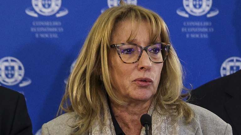 A ministra do Trabalho, Solidariedade e Segurança Social, Maria do Rosário Palma Ramalho, fala à imprensa após a reunião em Concertação Social para discutir as alterações à lei laboral, na sede em Lisboa, 3 de março de 2026. TIAGO PETINGA/LUSA