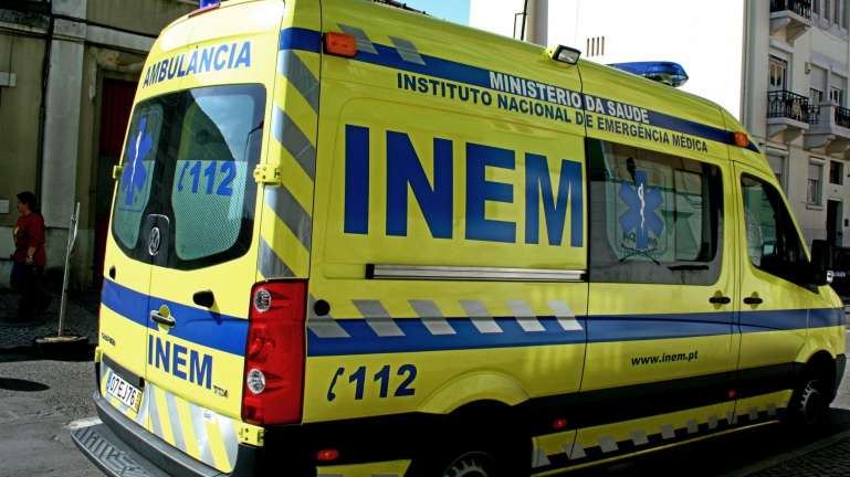 Para o local do sinistro foram mobilizados 19 operacionais, incluindo elementos da GNR e INEM
