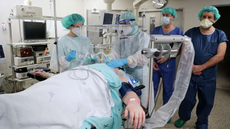A Ordem dos Médicos recebe por mês entre quatro e seis queixas relacionadas com questões laborais