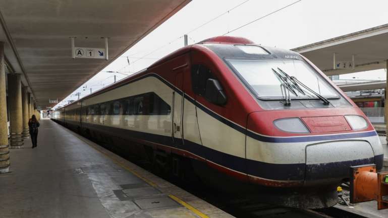 Infraestruturas de Portugal (IP) admite não perspetivar melhorias nos próximos períodos, apesar de a meta anual ser 85%