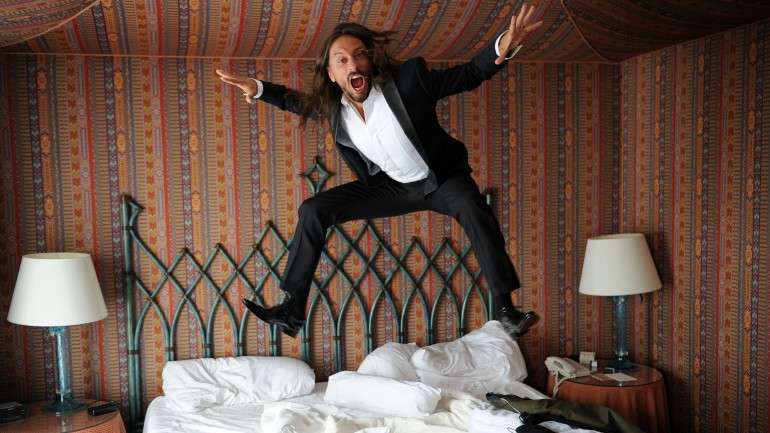 Bob Sinclar, autor do sucesso &quot;World, Hold On&quot;, vai atuar no Porto