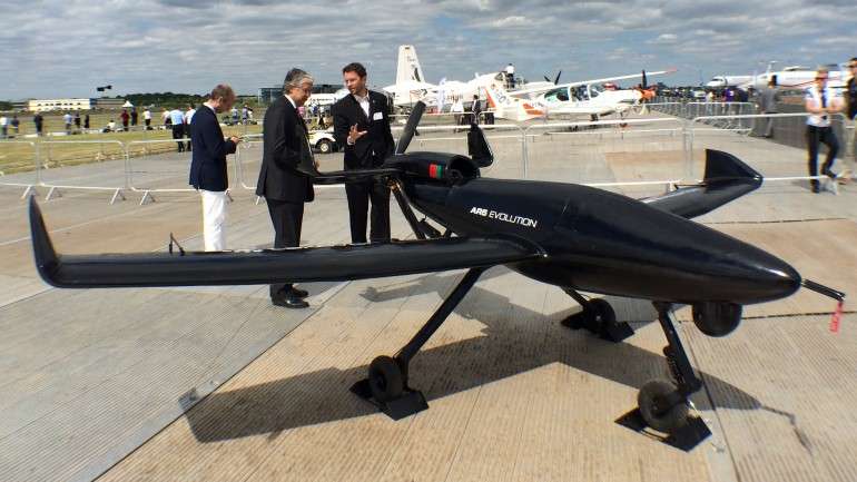 Drone AR5 da Tekever