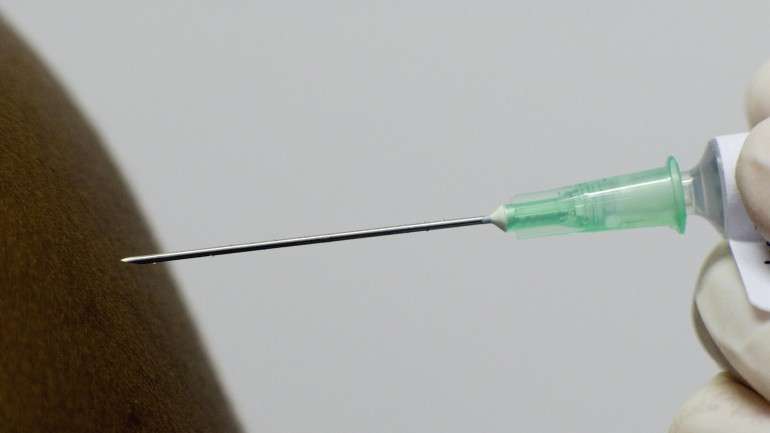 A penicilina é usada para tratamento de infeções do trato respiratório superior, sífilis, difteria, entre outras