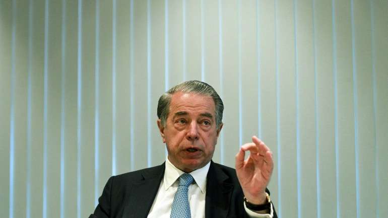 O ex-presidente do BES diz que só aceitou prenda depois de muita insistência da parte de José Guilherme