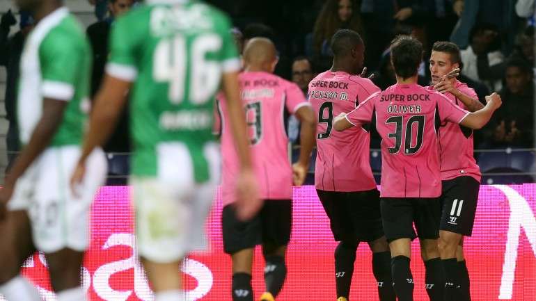 Tello, Jackson Martinez, Alex Sandro, Oliver Torres e Danilo foram os autores dosa golos dos dragões