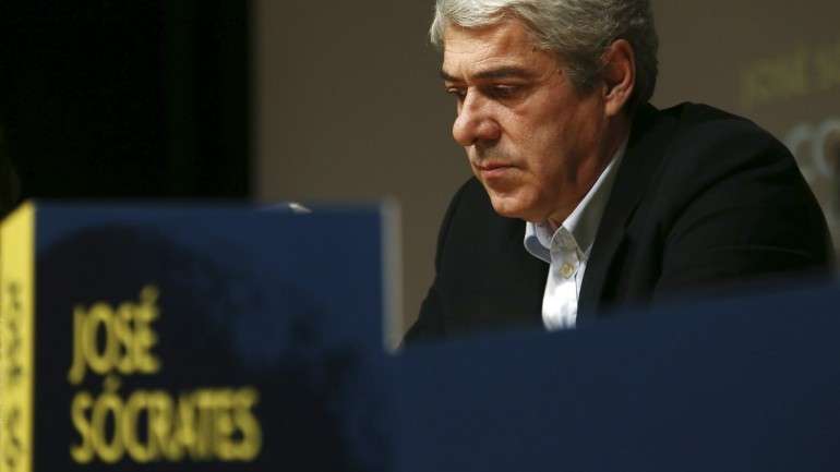 José Sócrates encontra-se em prisão preventiva desde novembro.