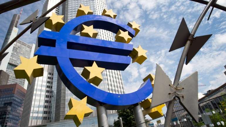 PS diz que solução para a dívida tem de passar pela Europa