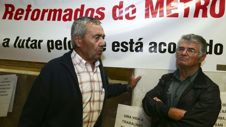 Antigos trabalhadores estão dispostos a abdicar até 9% do valor do seu complemento de reforma desde que essa verba seja destinada a um fundo de pensões
