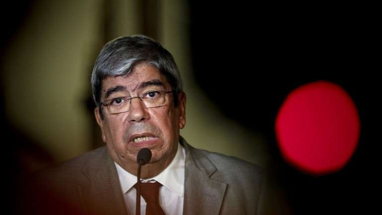 Ferro Rodrigues é líder parlamentar do PS