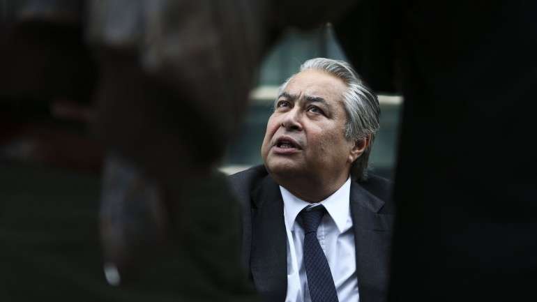O advogado João Araújo diz que o cliente tem sido atacado na imprensa e que tem de ser defendido