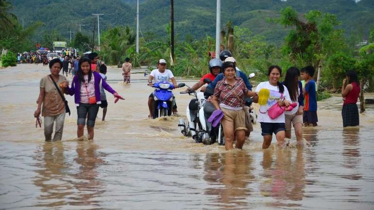 Tempestade violenta atingiu as Filipinas
