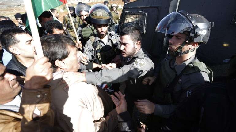 Ziad Abu Ein foi agredido depois de ter discutido com soldados israelitas