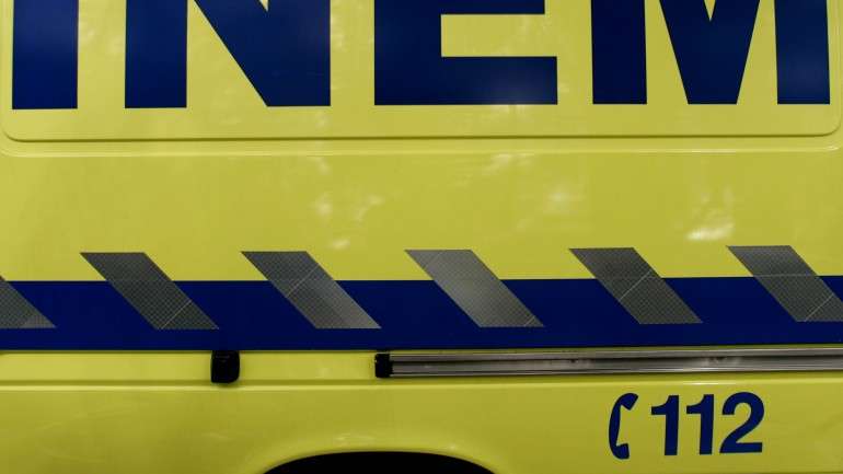 Bombeiros admitem que os jovens possam ser da zona de Lisboa e estariam a passar o fim de semana em casa de familiares