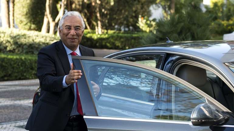 Companhias aéreas a operar em Portugal afirmam ser "tecnicamente impossível" cobrar a taxa criada por António Costa