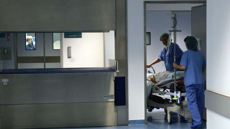 O septuagenário estava ainda no serviço de cirurgia e já tinha sido operado a uma hérnia, segundo a Sic Notícias
