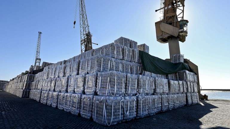 Eventual redução de exportações para Angola é "um sinal de alarme" perante as opções estratégicas nacionais