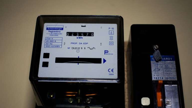 Há mais seis milhões de contadores de eletricidade em Portugal