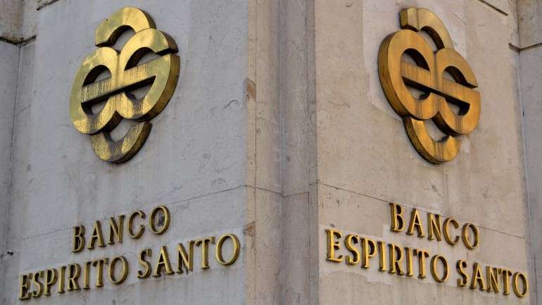 BES informa que "foi notificado da deliberação tomada em reunião do Conselho de Administração do Banco de Portugal de 22 de dezembro de 2014