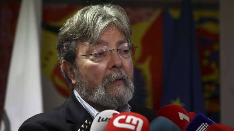 "A mortalidade prematura tem entre nós uma magnitude que não podemos continuar a ignorar", salientou Francisco George