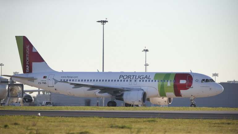 Novo dono da TAP terá de manter em Portugal a sede, a direção, o 'hub' e o estatuto como companhia de bandeira durante pelo menos dez anos
