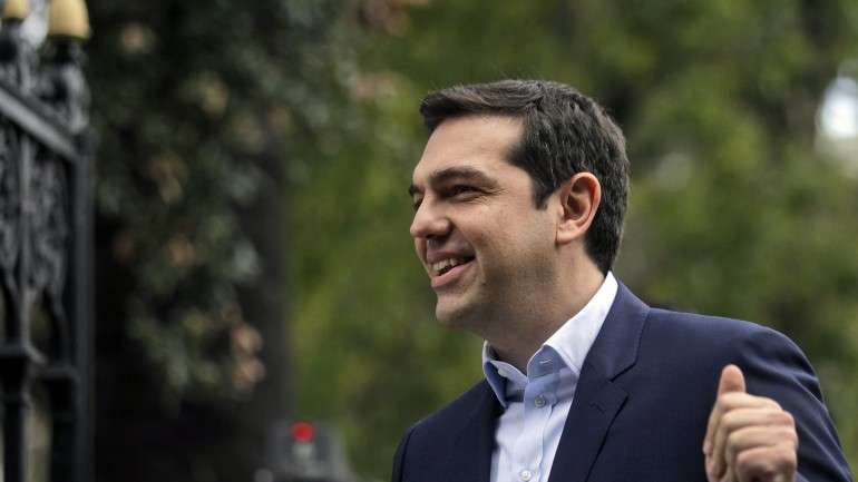 Tsipras encontrou-se esta quinta-feira com o presidente do Parlamento Europeu, Martin Schulz