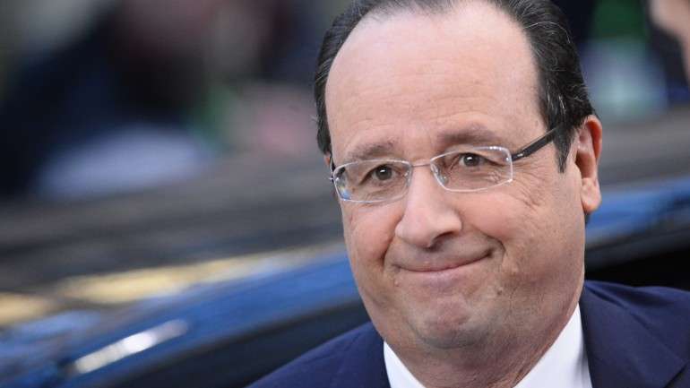 François Hollande quebrou o "suspense"? Presidente francês diz que BCE vai anunciar compra de dívida pública.