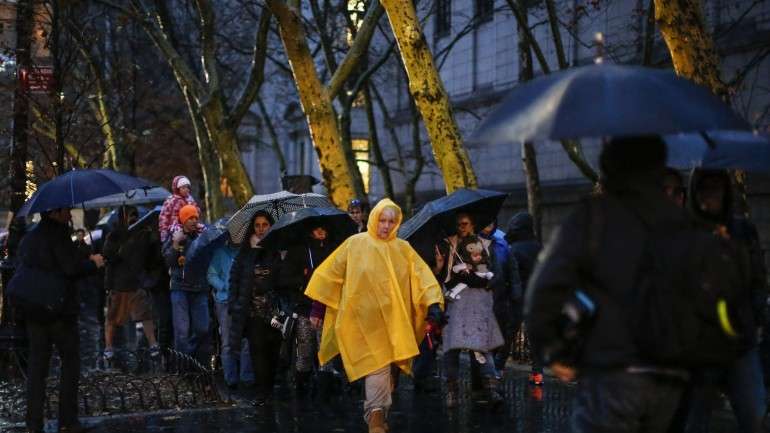 A partir de quinta-feira volta, volta o guarda-chuva