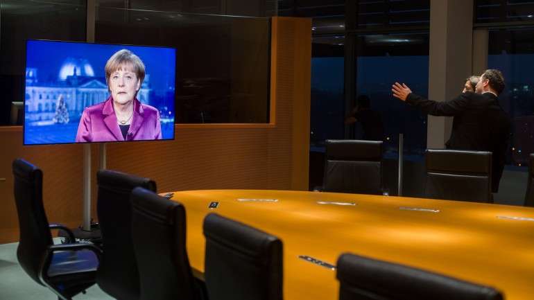 Angela Merkel: inflação alemã terminou o ano ao nível mais baixo dos últimos cinco anos