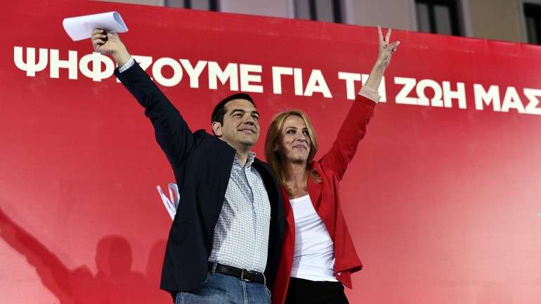 Rena Dourou, a Governadora de Ática, com o líder do Syriza