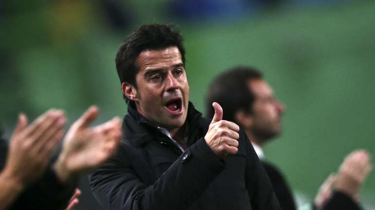 O Sporting, com Marco Silva, venceu oito dos últimos dez jogos que realizou. A novela entre treinador e presidente ainda dura, mas foi Nani, e dois amarelos, que se destacaram na vitória (3-0) contra o Estoril