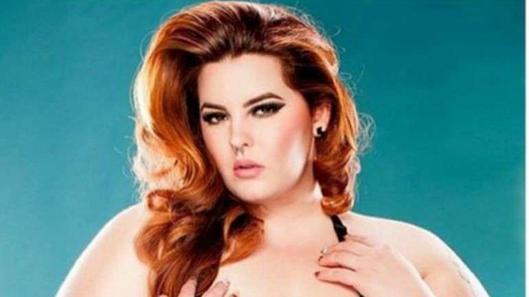 Tess Holliday está a tornar-se um marco contra a ditadura do corpo