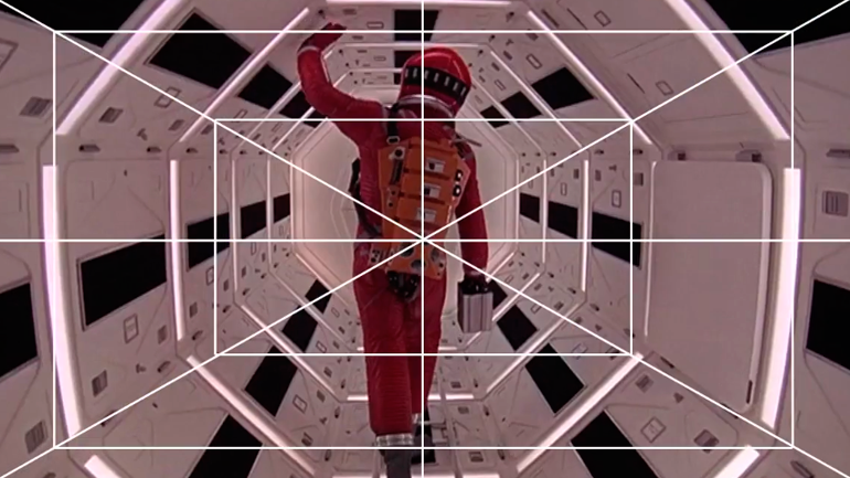 Stanley Kubrick é conhecido pelo uso frequente da perspectiva de ponto de fuga nas suas obras, como em "2001: Odisseia no Espaço"