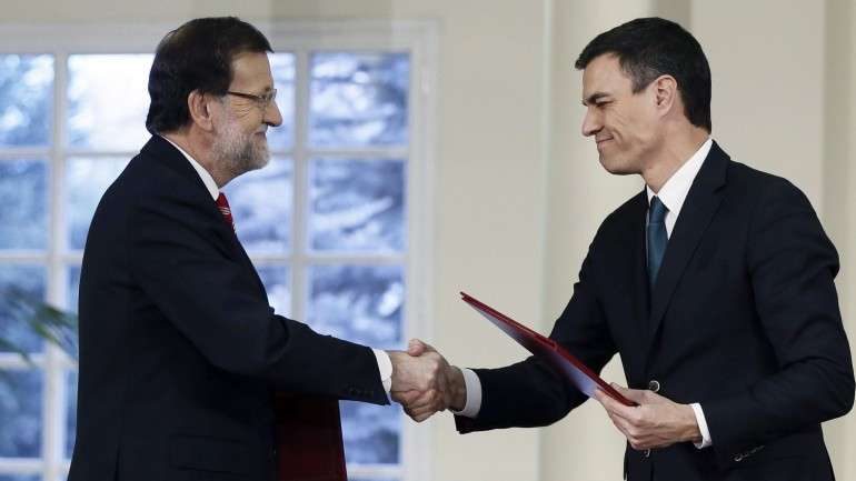 Sánchez e Rajoy assinaram o acordo esta segunda-feira