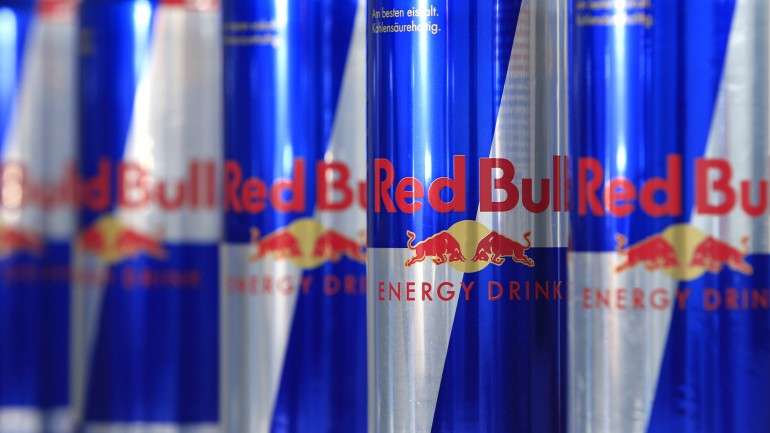 Uma lata de Redbull tem 10 colheres de açúcar