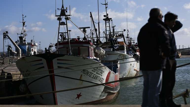 No caso de Portugal, foram detetados três navios com bandeira portuguesa envolvidos em atividades de pesca que violavam as medidas de conservação