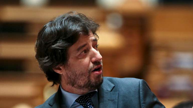 Miguel Poiares Maduro: Pais, professores e diretores pedem regras claras