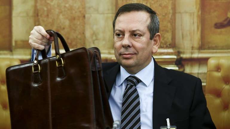 "Exposição ao risco soberano da República de Angola apareceu de repente", afirmou Carlos Calvário