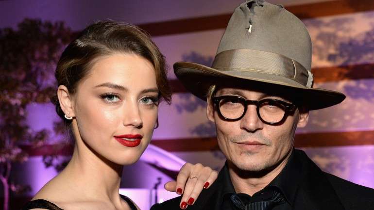 Amber e Depp estão noivos desde dezembro de 2013