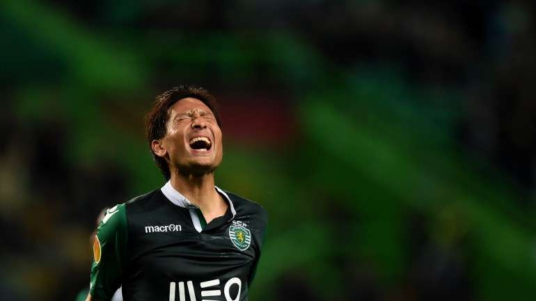 Junya Tanaka foi pela primeira vez titular pelo Sporting nas competições europeias, mas o avançado japonês falhou três oportunidades, das boas, para marcar um golo