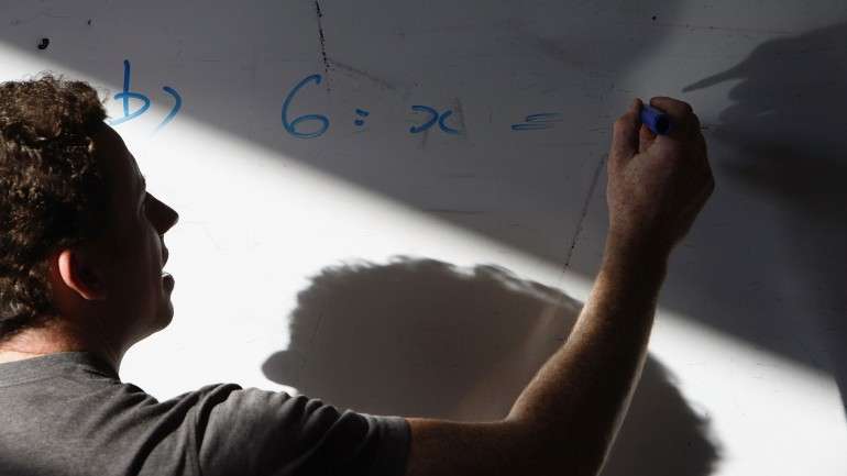 O Ministério da Educação sublinha que no final da legislatura terão sido vinculados nos quadros mais de 4000 docentes