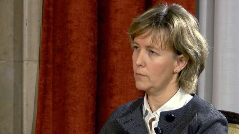 Maria Luís Albuquerque: reembolsos serão feitos no prazo máximo de 30 meses