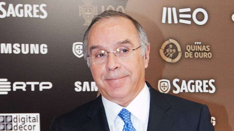 Marques Mendes criticou tanto Paulo Núncio como Maria Luís Albuquerque