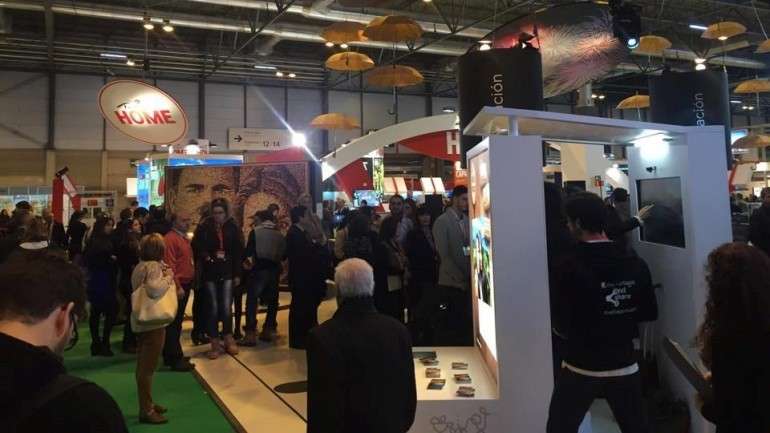 A máquina de selfies (a "SelfieMaton") estreou-se na Feira Internacional de Turismo (FITUR) em Madrid