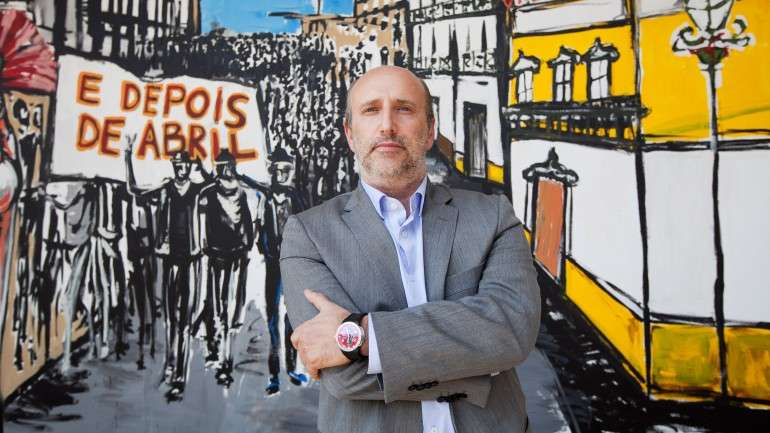José Manuel Portugal na apresentação dos programas especiais da RTP para celebrar os 40 anos do 25 de Abril
