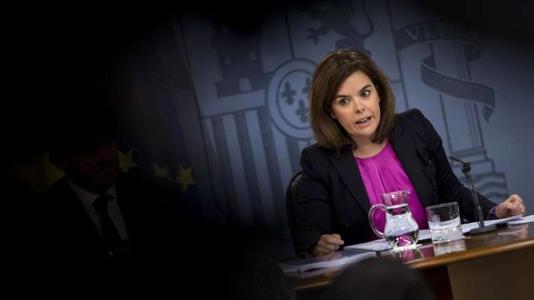 "A Espanha cumpre os seus compromissos económicos", afirmou Soraya Sáenz de Santamaría