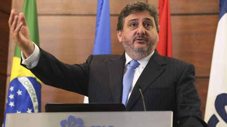 "Portugal entendeu que deveria abrir a sua representação diplomática a nível de embaixada na Guiné Equatorial ainda este ano", afirmou Luís Campos Ferreira