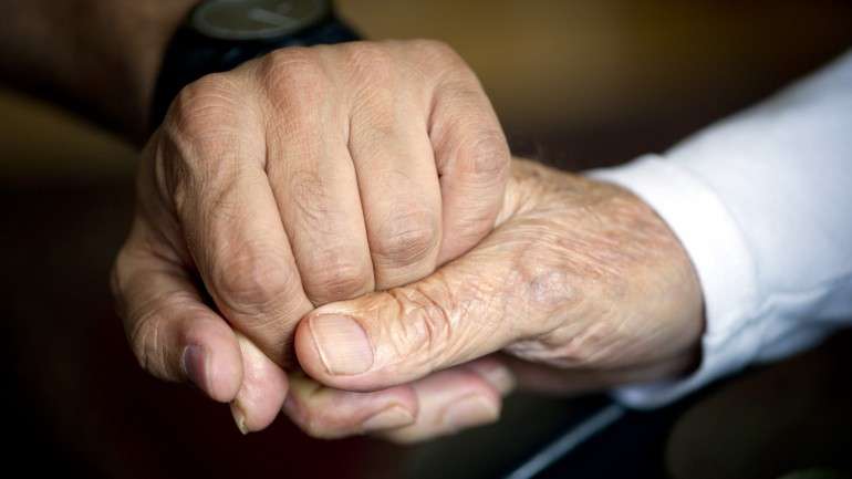 A droga chama-se tolcapona e costuma ser utilizada nos tratamentos do Parkinson